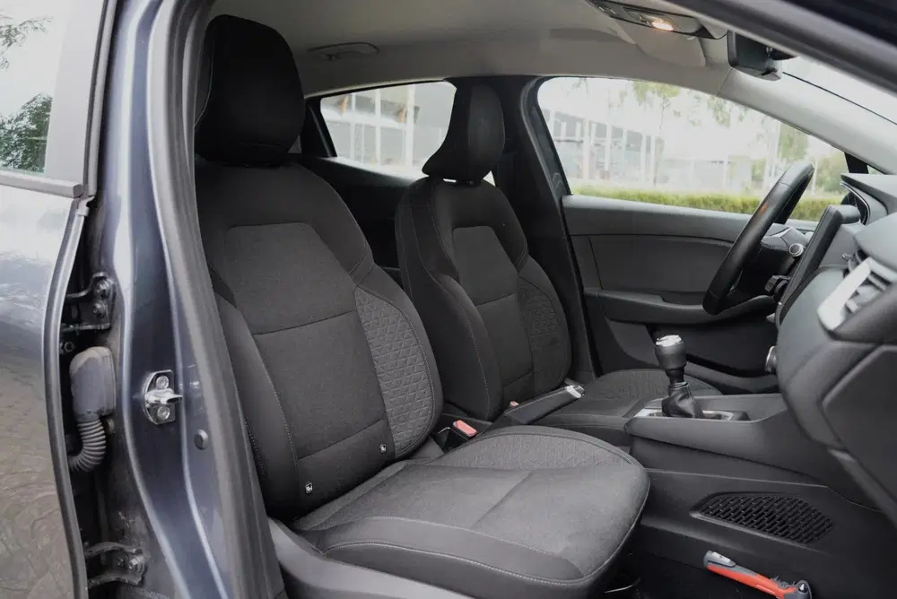 Renault Clio 1.0 TCE 100PK uit 2020, foto 15