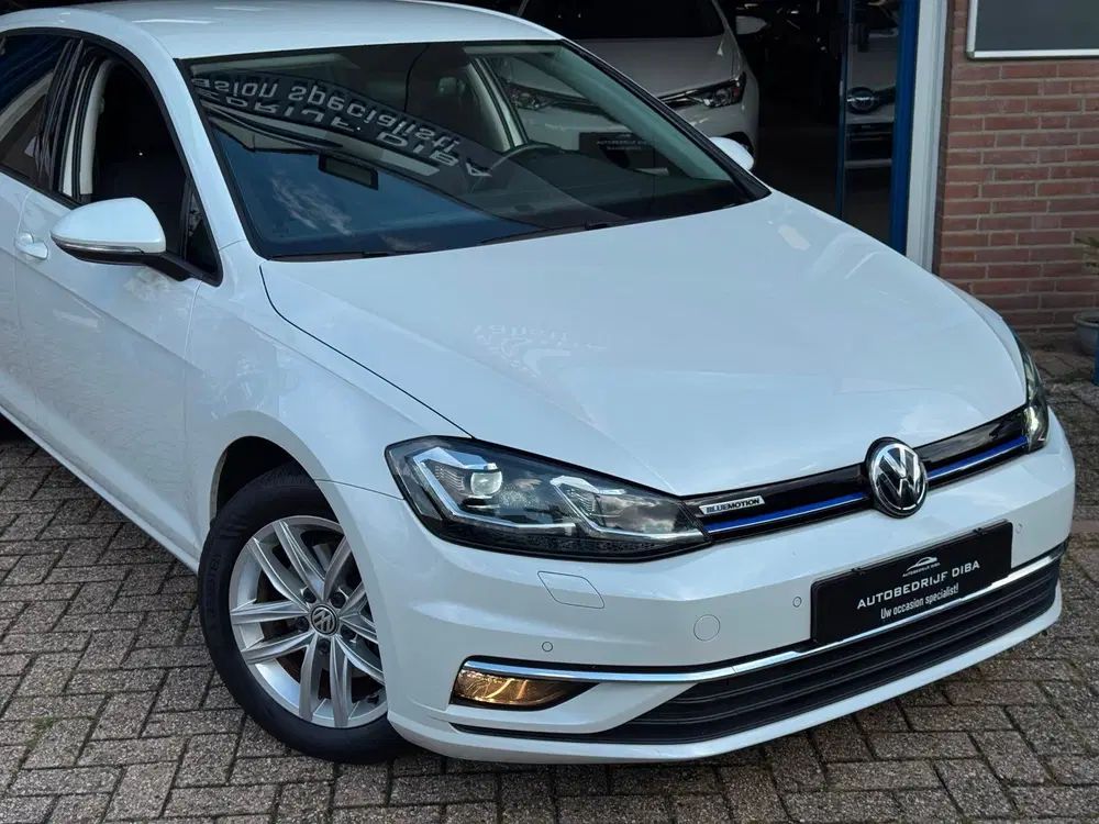 Volkswagen Golf 1.5 TSI Comfortline Business AUT CARPLAY N uit 2019, foto 14
