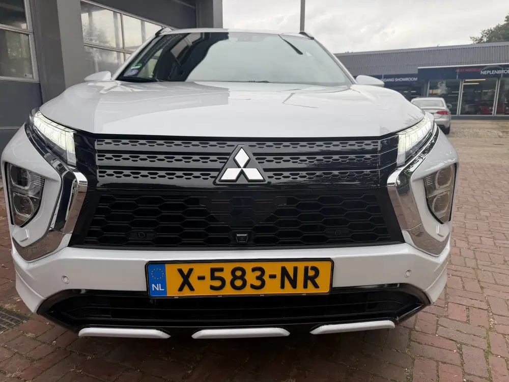 Mitsubishi Eclipse Cross 2.4 PHEV Executive Bj 2024 Km 36.14 uit 2024, foto 6
