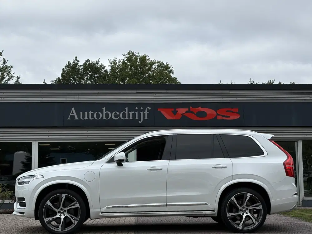 Volvo XC90 2.0 T8 Recharge AWD uit 2021, foto 3