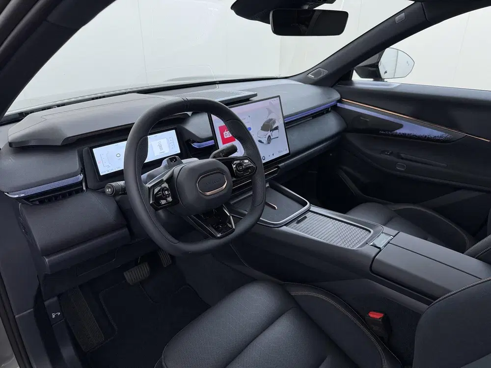 Lynk & Co 08 1.5 More PHEV uit 2026, foto 14