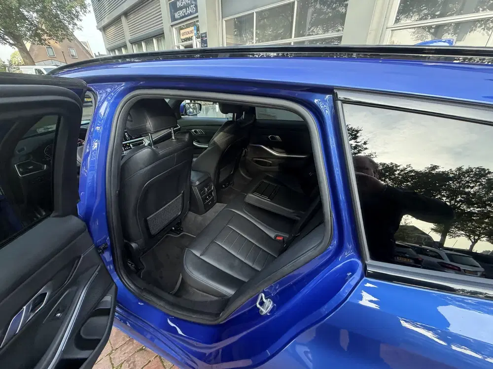 BMW 3-serie 3 Serie Touring 320d High Executive Bj 202 uit 2021, foto 10
