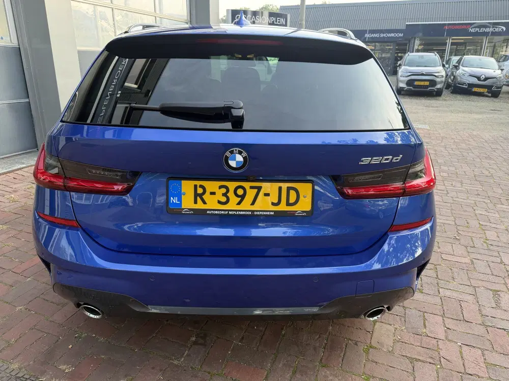 BMW 3-serie 3 Serie Touring 320d High Executive Bj 202 uit 2021, foto 6