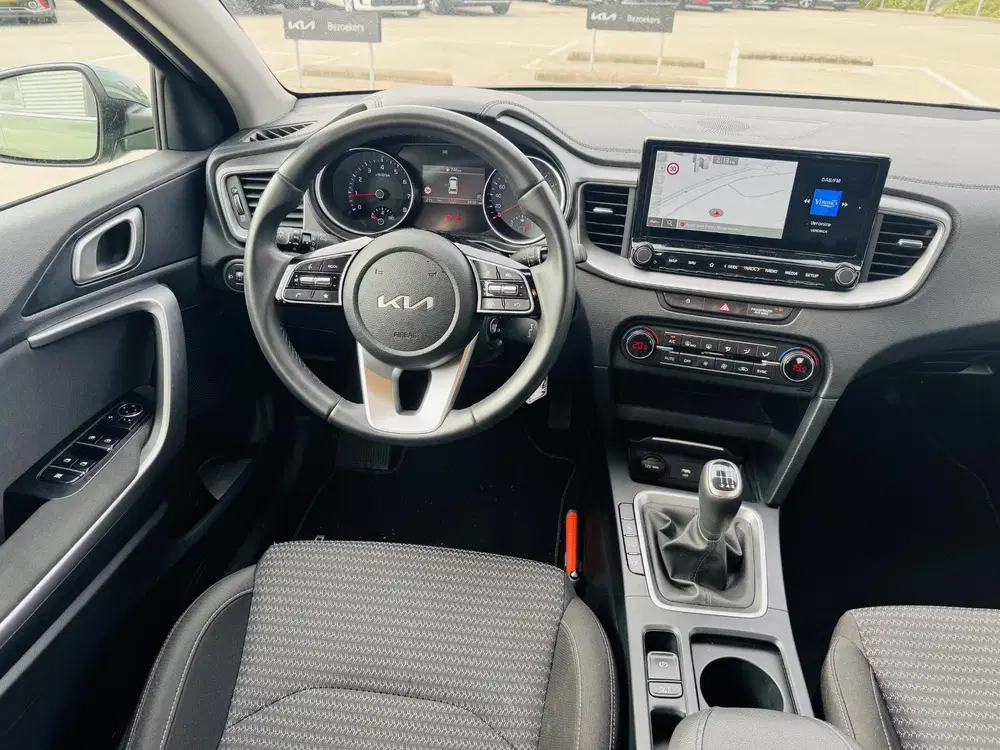 Kia Ceed 1.5 T-GDi DynamicLine Trekhaak Afneemba uit 2024, foto 5