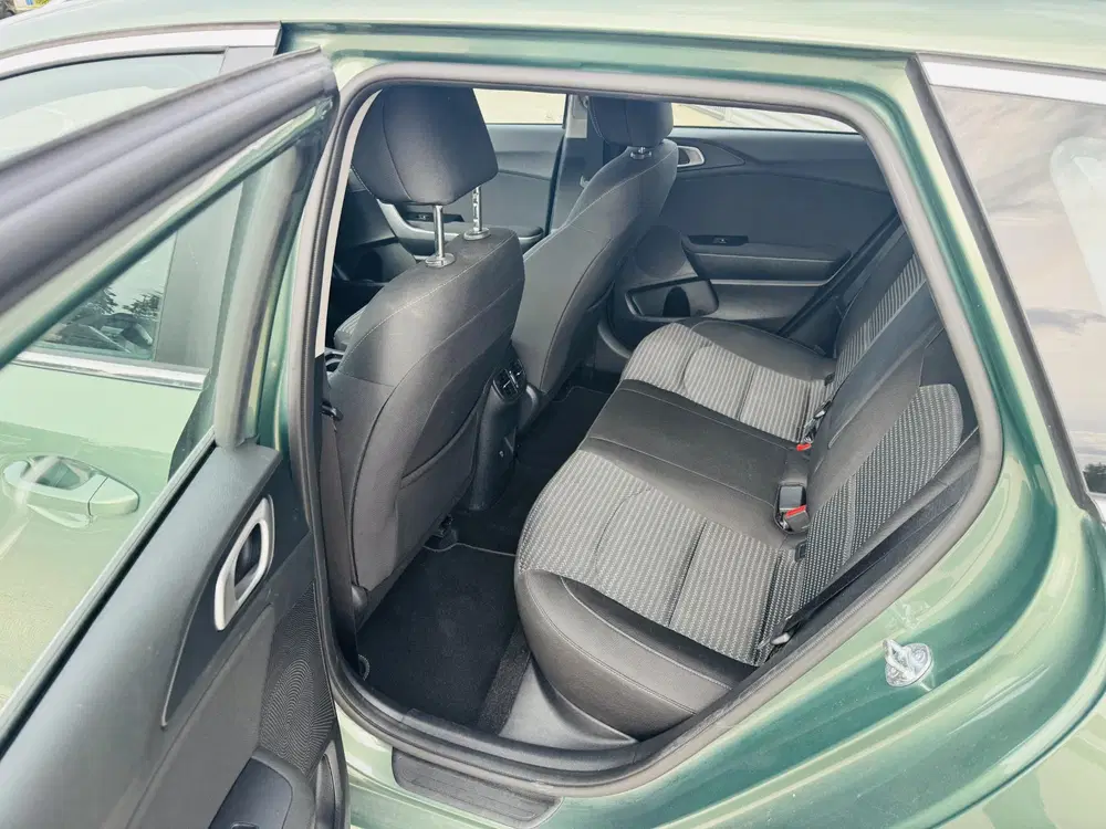 Kia Ceed 1.5 T-GDi DynamicLine Trekhaak Afneemba uit 2024, foto 7