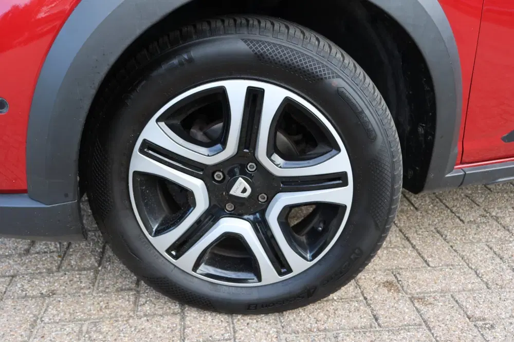 Dacia Sandero 1.0 TCe 100 Bi-Fuel Expression LPG Trekhaa uit 2021, foto 4