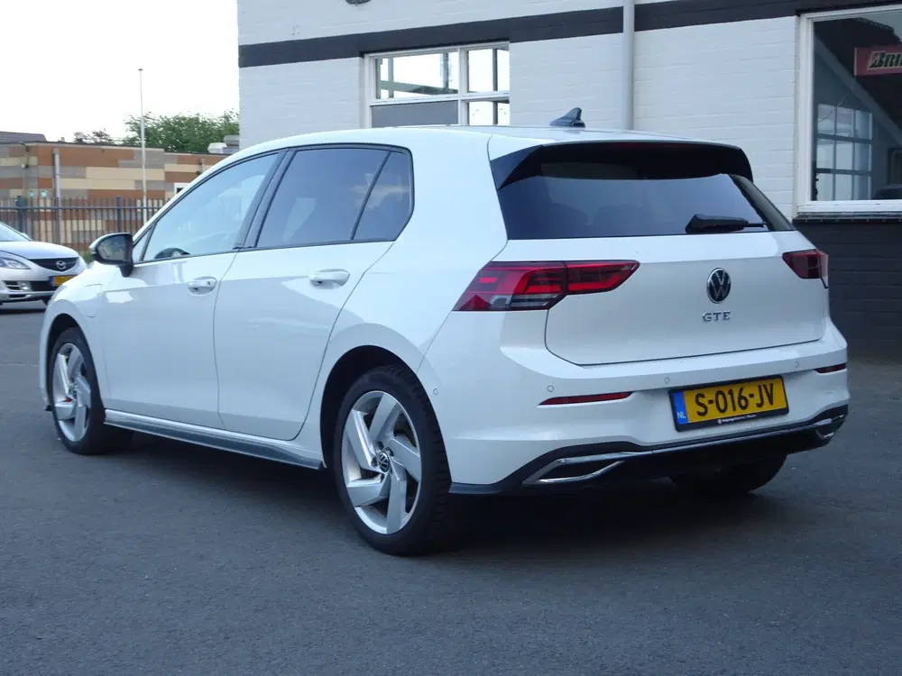 Volkswagen Golf 1.4 eHybrid GTE Automatische airco uit 2023, foto 4