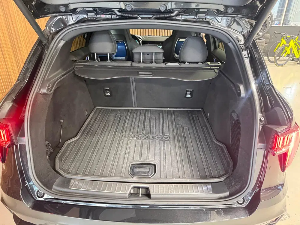 Lynk & Co 01 1.5 uit 2023, foto 12