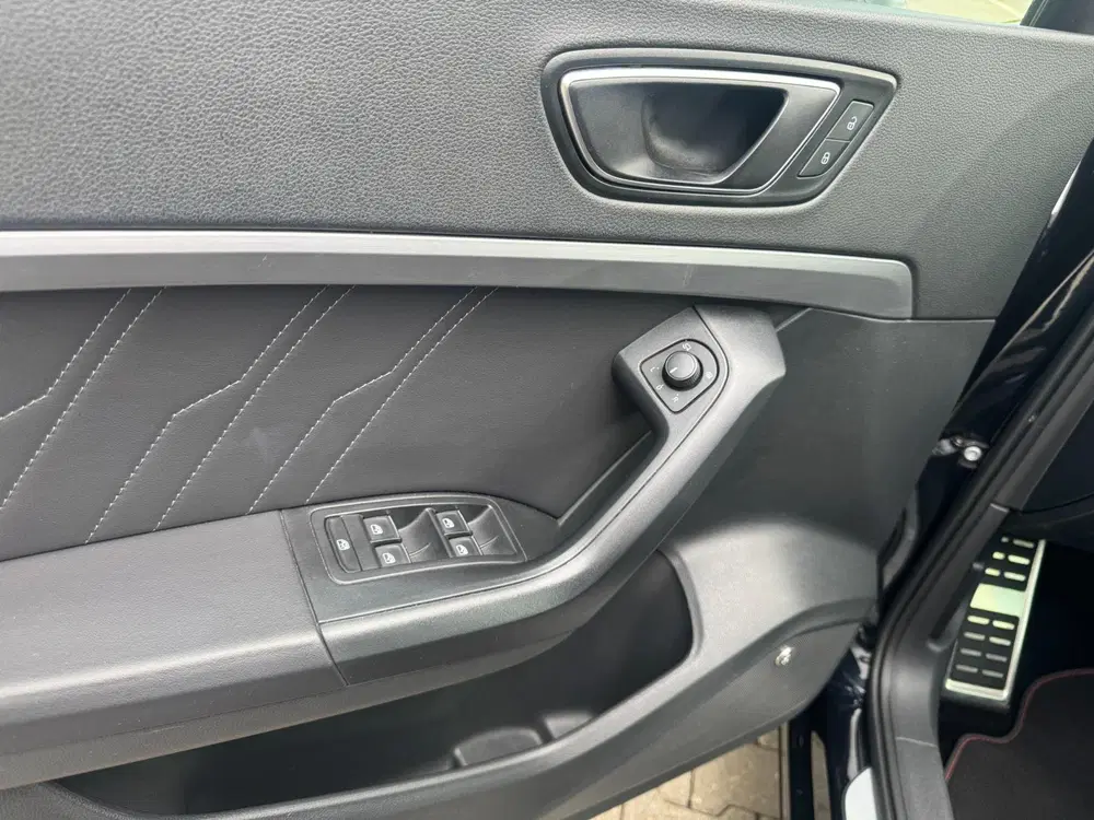 SEAT Ateca 1.5 TSI FR * Facelift*trekh *virtual* 19in uit 2020, foto 12