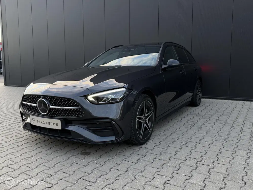 Mercedes-Benz C-Klasse Mercedes C300 e Estate AMG uit 2022, foto 6