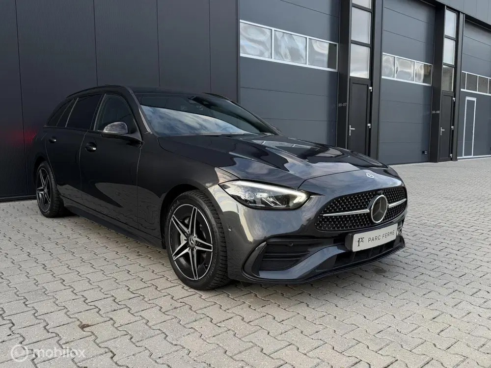 Mercedes-Benz C-Klasse Mercedes C300 e Estate AMG uit 2022, foto 8