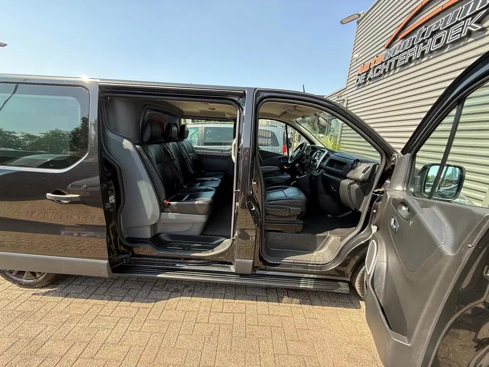 Renault Trafic 2.0 dCi 145 Lederen Bekleding uit 2019, foto 4