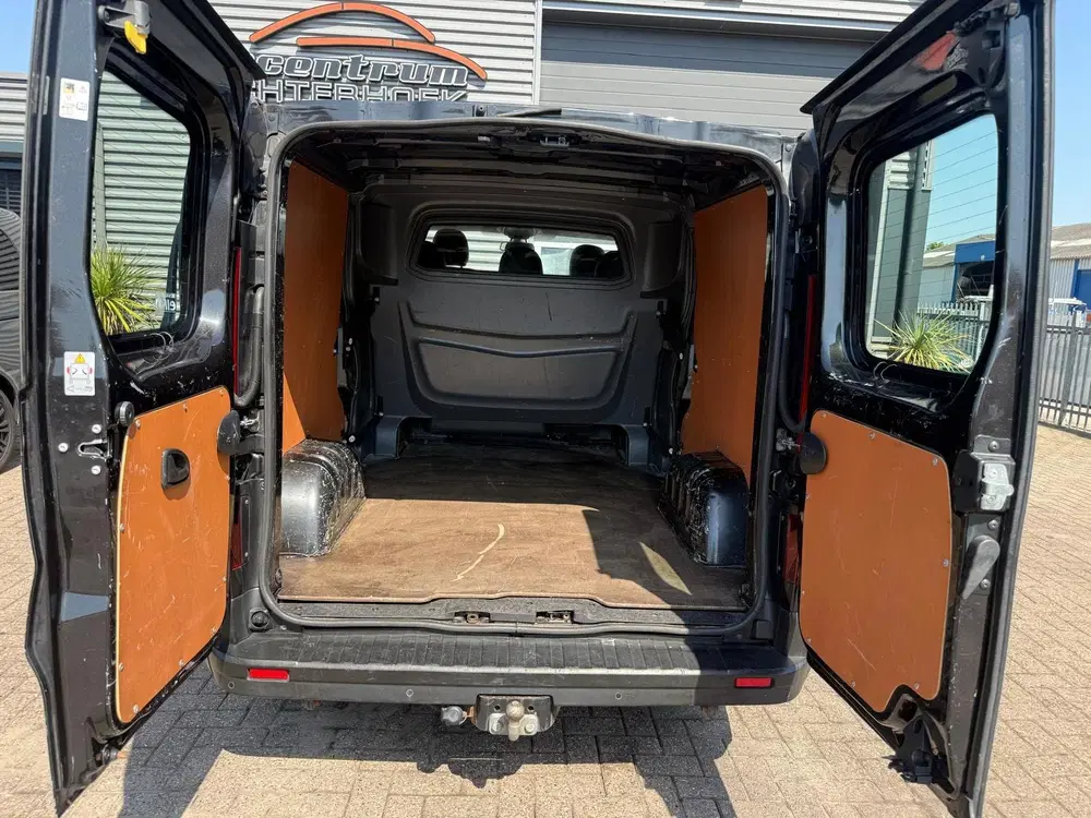 Renault Trafic 2.0 dCi 145 Lederen Bekleding uit 2019, foto 5