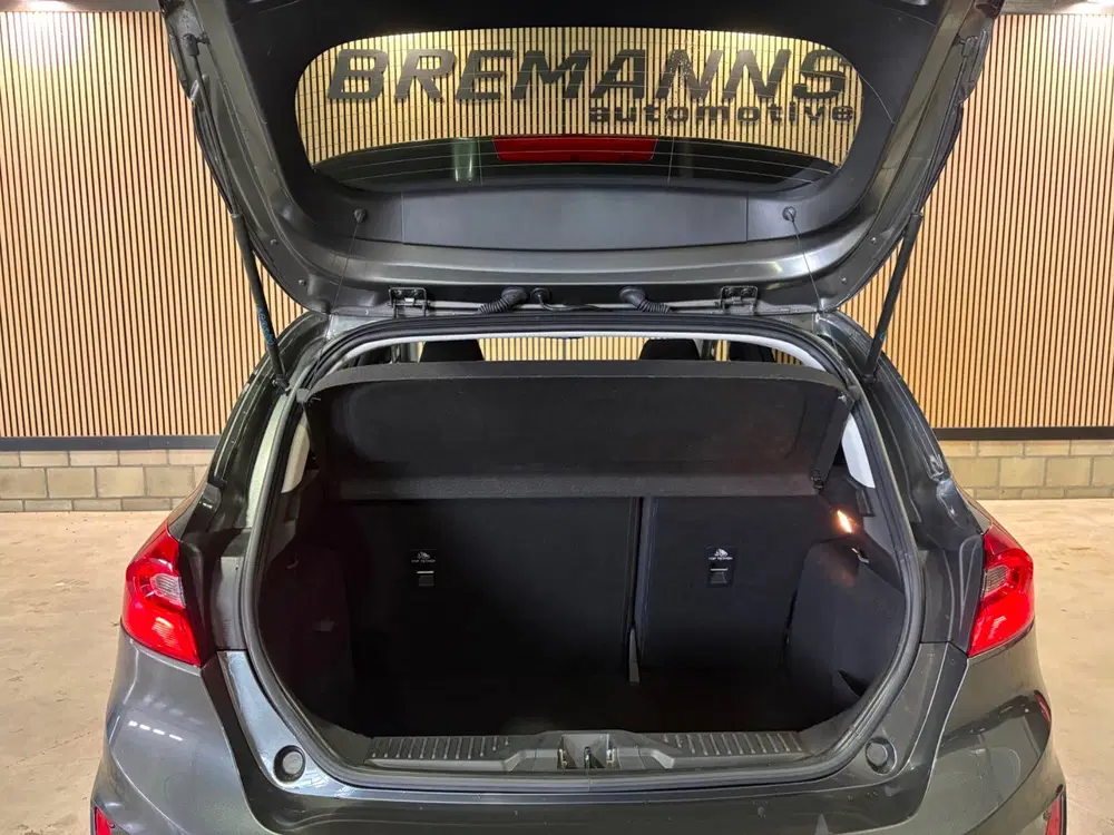 Ford Fiesta 1.0 EcoBoost Titanium uit 2019, foto 11