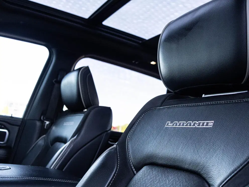 Dodge RAM 5.7 V8 4x4 Crew Cab Laramie Night uit 2020, foto 10