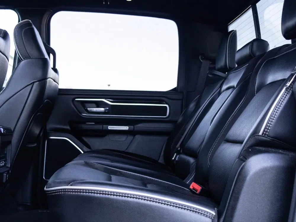 Dodge RAM 5.7 V8 4x4 Crew Cab Laramie Night uit 2020, foto 12