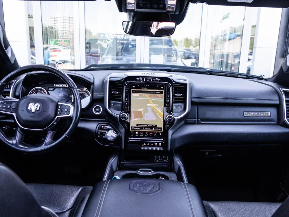 Dodge RAM 5.7 V8 4x4 Crew Cab Laramie Night uit 2020, foto 2