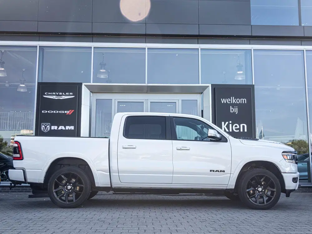 Dodge RAM 5.7 V8 4x4 Crew Cab Laramie Night uit 2020, foto 4