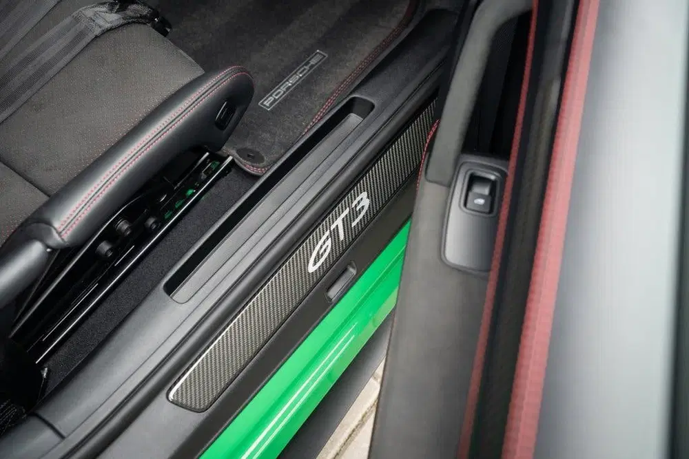 Porsche 911 4.0 GT3 992 uit 2021, foto 13