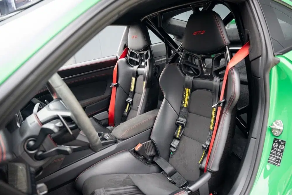 Porsche 911 4.0 GT3 992 uit 2021, foto 4