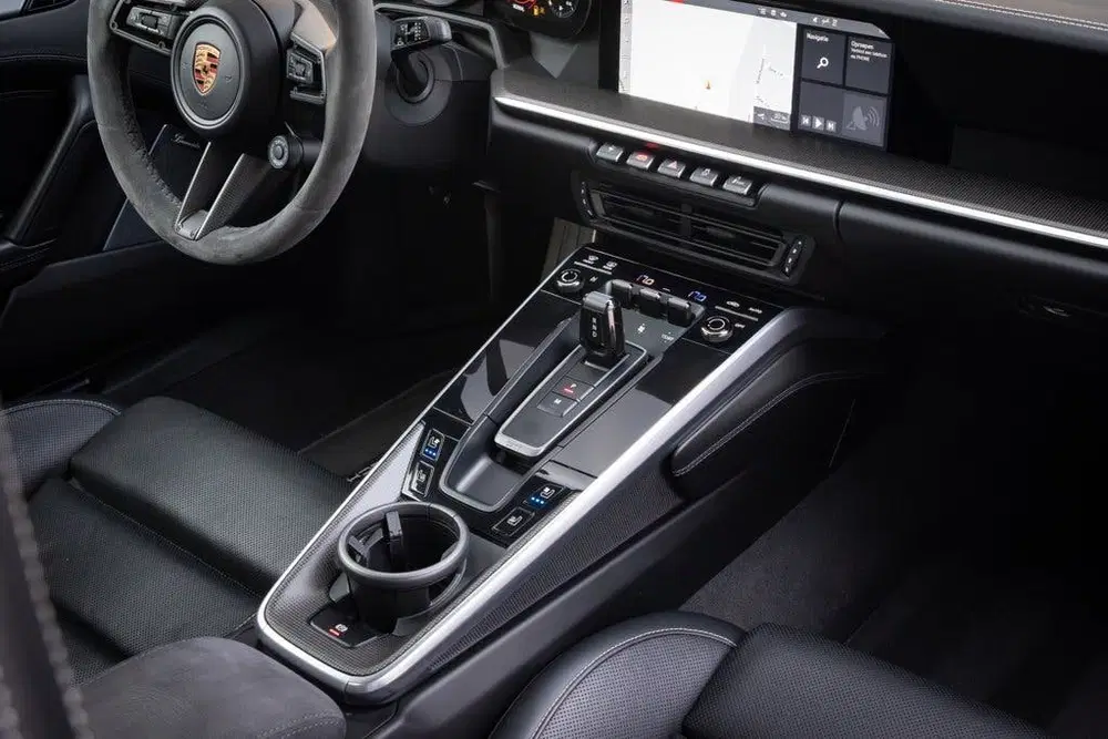 Porsche 911 992 3.8 Turbo S uit 2020, foto 10