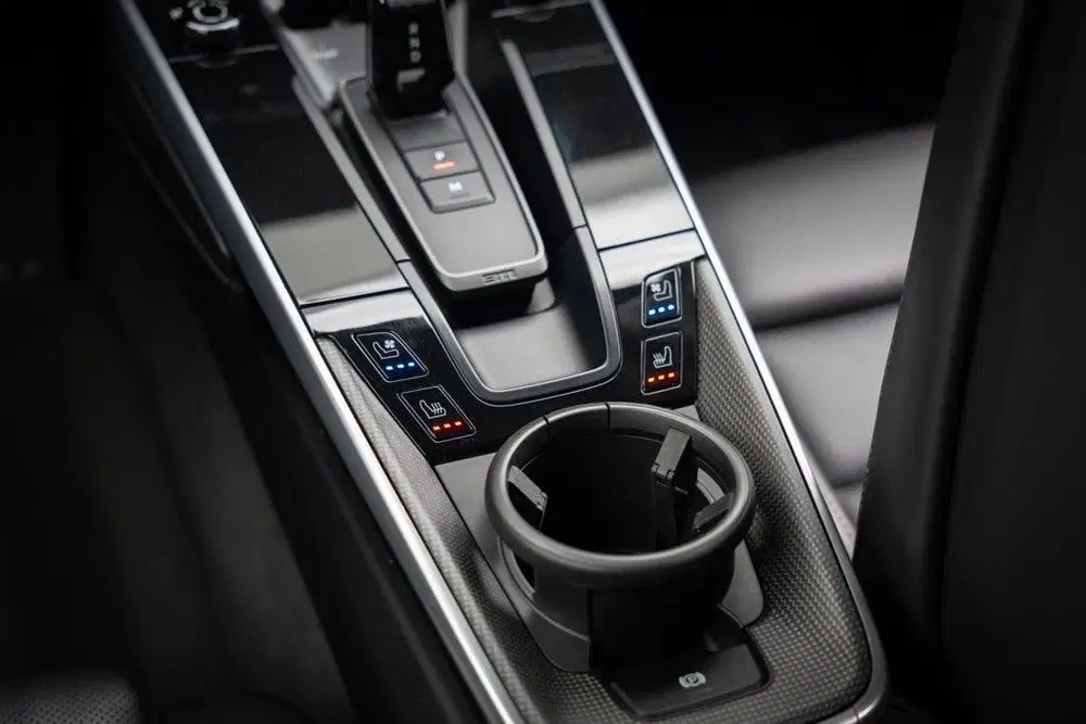 Porsche 911 992 3.8 Turbo S uit 2020, foto 11