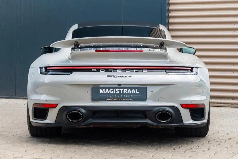Porsche 911 992 3.8 Turbo S uit 2020, foto 4