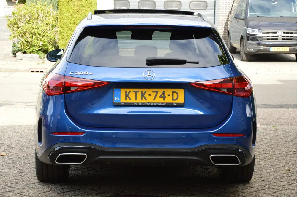 Mercedes-Benz C-Klasse 300 e AMG Line PANORAMADAK uit 2025, foto 12