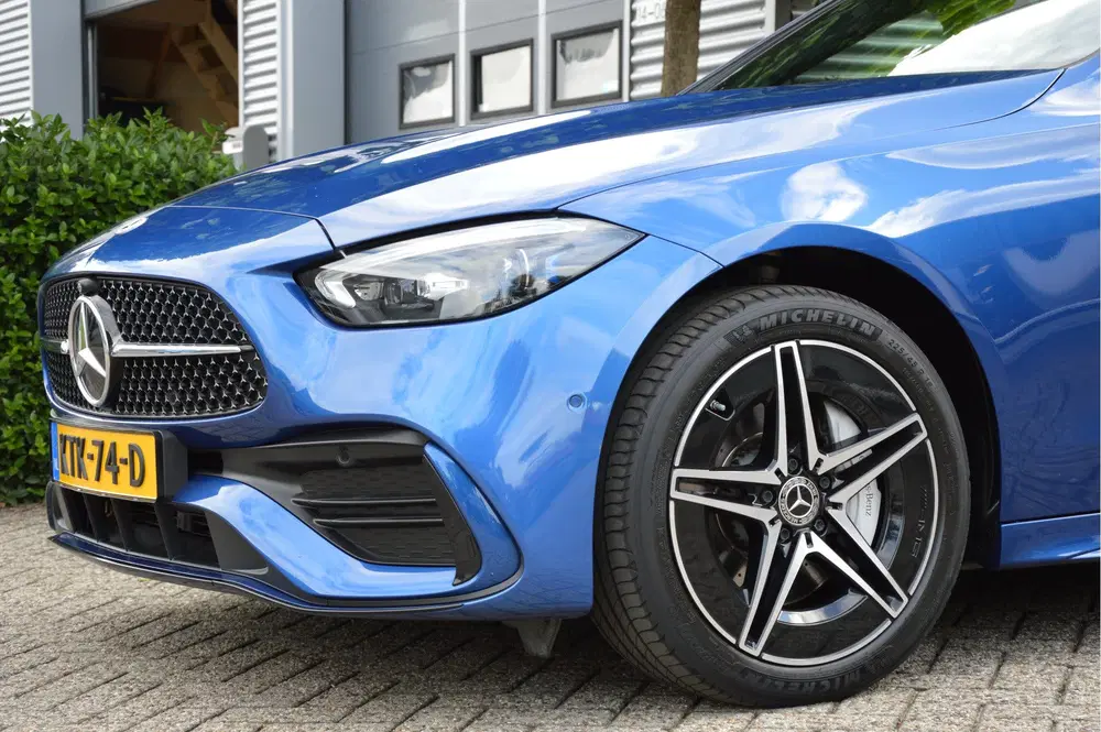 Mercedes-Benz C-Klasse 300 e AMG Line PANORAMADAK uit 2025, foto 6