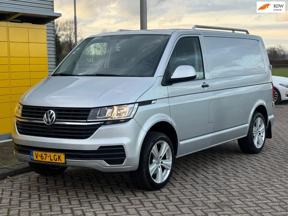 Volkswagen Transporter 2.0 TDI L1H1 150PK Automaat Highline uit 2019