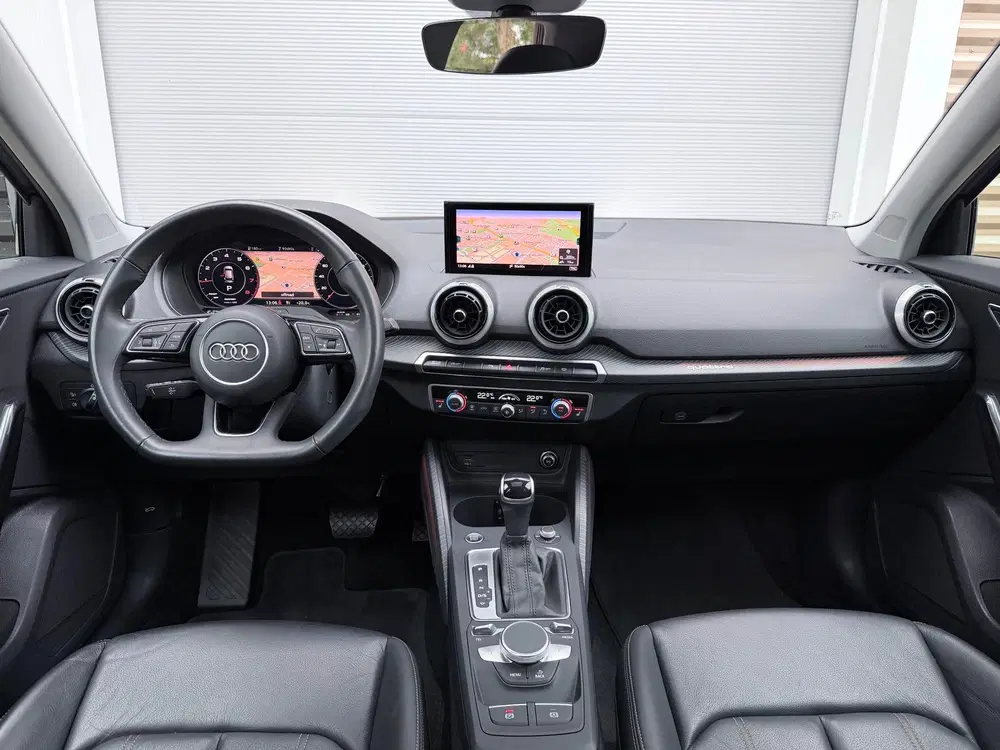 Audi Q2 35 TFSI S Edition Pano uit 2023, foto 10