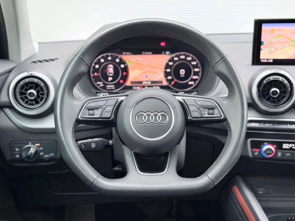 Audi Q2 35 TFSI S Edition Pano uit 2023, foto 13