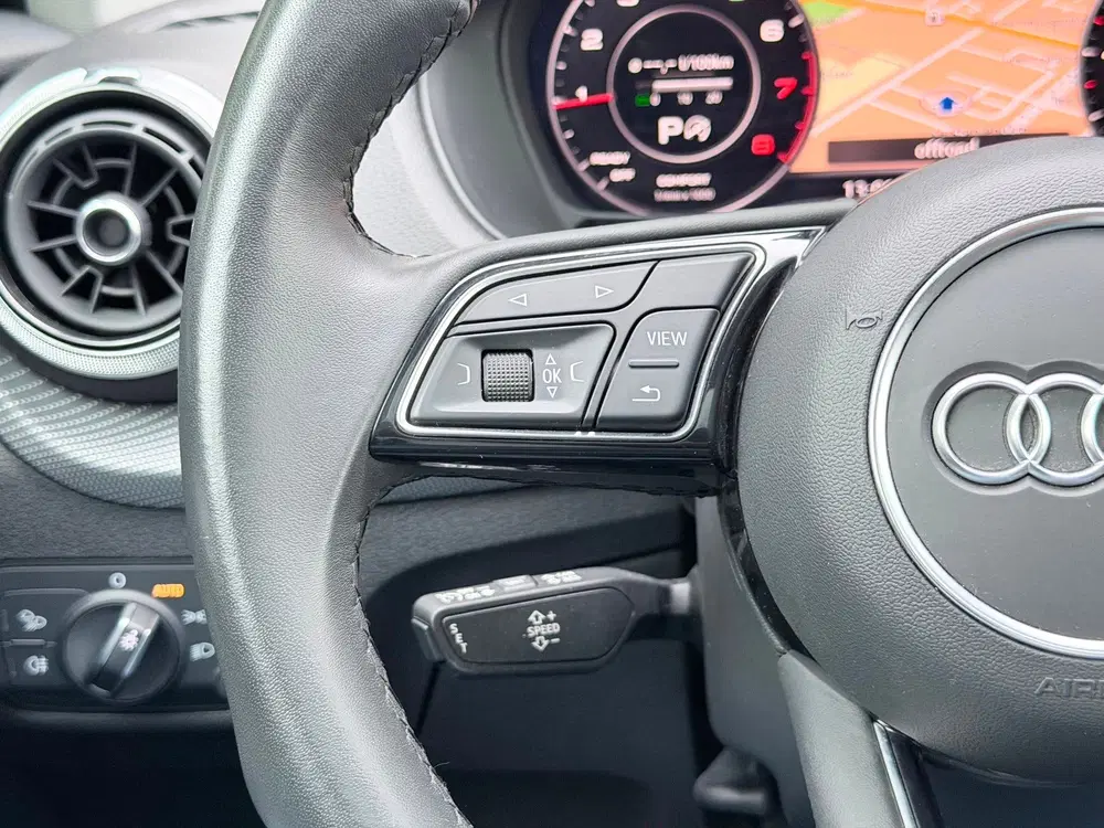 Audi Q2 35 TFSI S Edition Pano uit 2023, foto 14