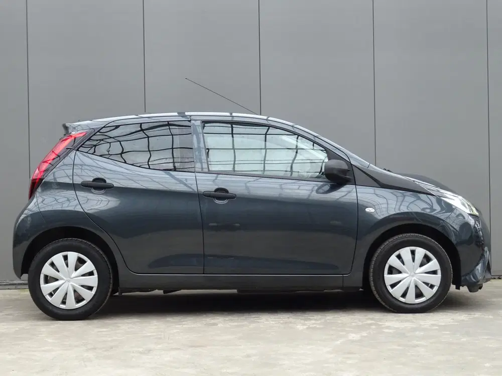 Toyota Aygo 1.0 VVT-i x-fun * EXTRA GETINT GLAS * VOLL uit 2022, foto 15