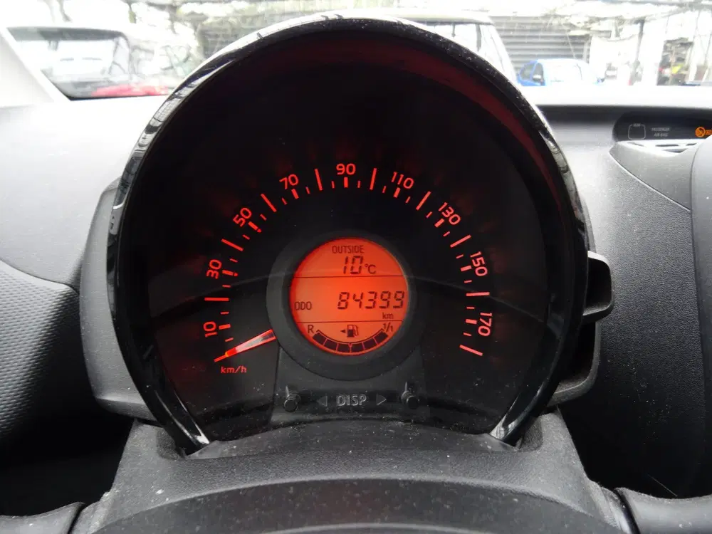 Toyota Aygo 1.0 VVT-i x-fun * EXTRA GETINT GLAS * VOLL uit 2022, foto 9