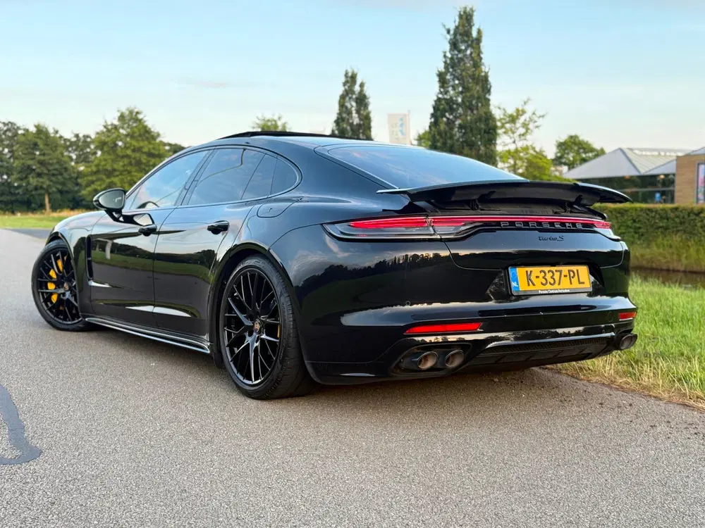 Porsche Panamera 4.0 Turbo S E-Hybrid 700 PK uit 2021, foto 8