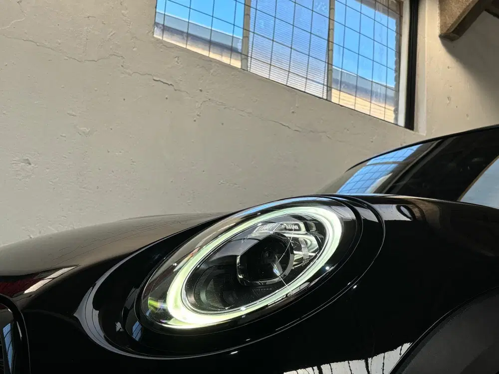 Mini John Cooper Works 1.5 Cooper Dalston Edition uit 2021, foto 13