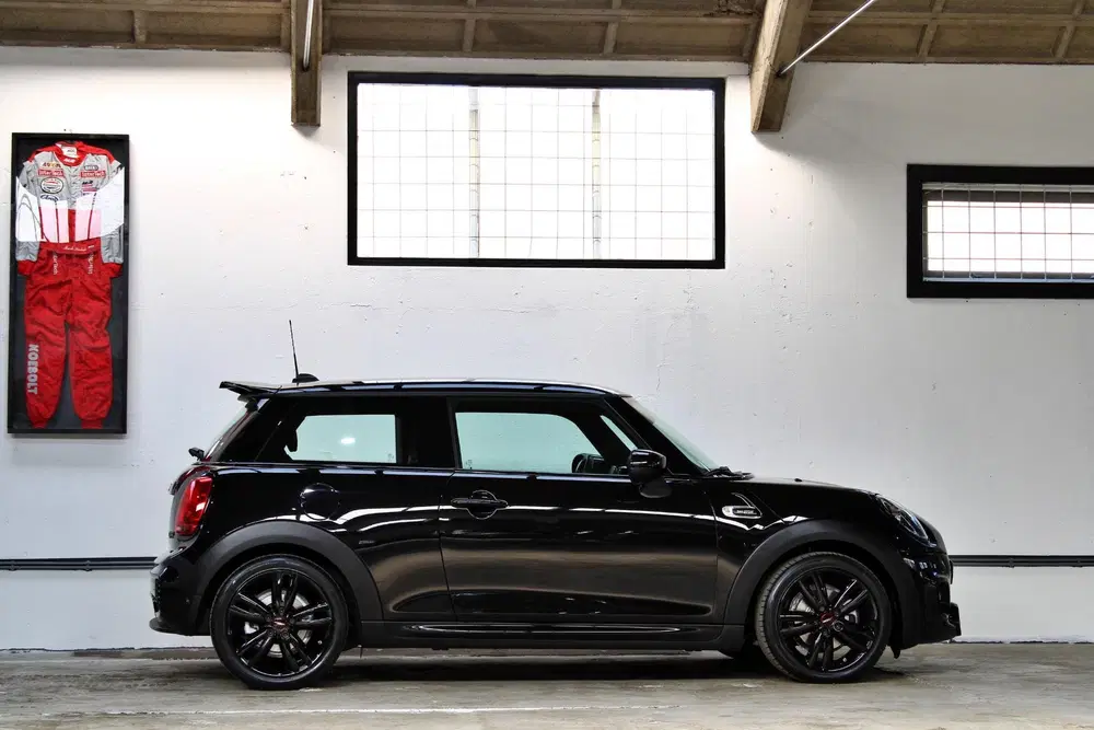 Mini John Cooper Works 1.5 Cooper Dalston Edition uit 2021, foto 8