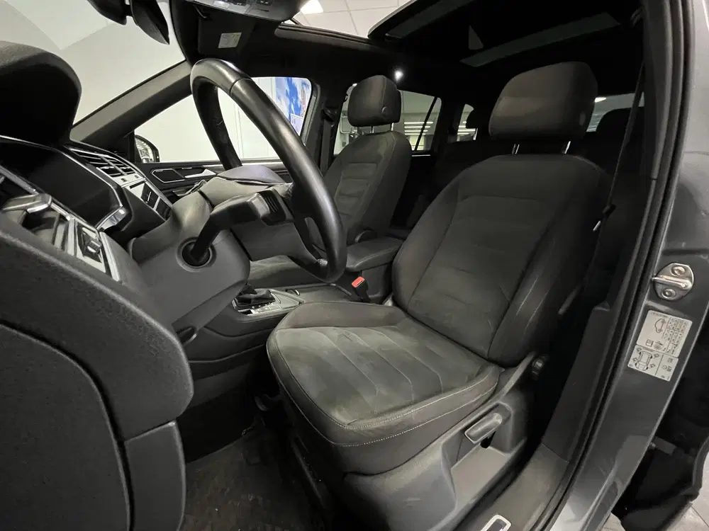 Volkswagen Tiguan Allspace 1.5 TSI R-line Black Style uit 2021, foto 7