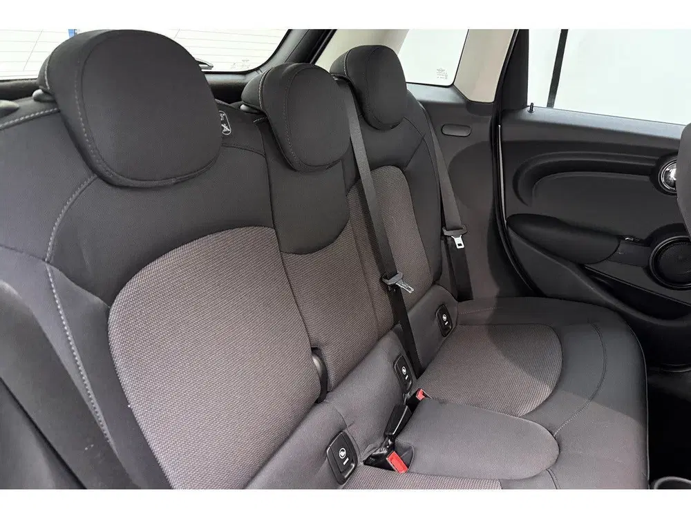 Mini Cooper 1.5 Cooper 60 Years Edition Automaat uit 2020, foto 15