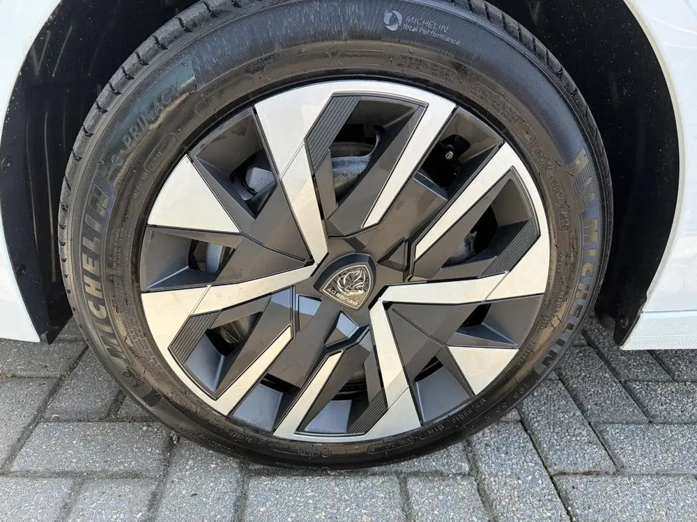Peugeot 208 1.2 Hybrid 110 e-DCS6 Business uit 2026, foto 13