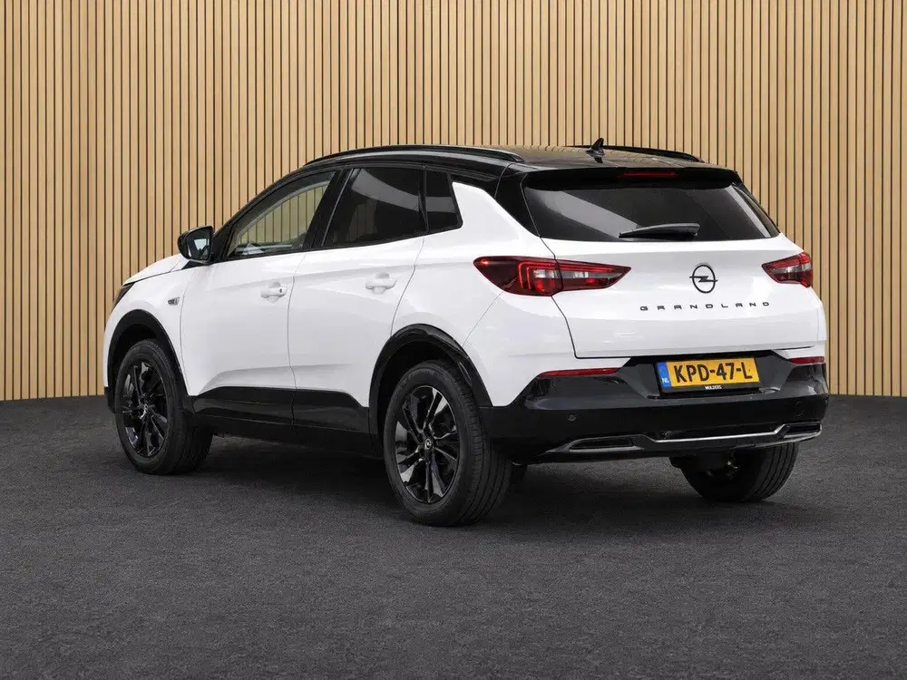 Opel Grandland 1.2 Turbo GS Line uit 2024, foto 2