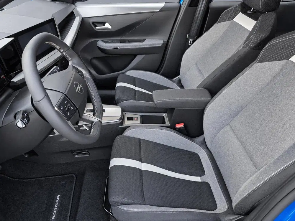 Opel Frontera 1.2 Turbo Hybrid GS Automaat 7 Zitplaatsen uit 2025, foto 9
