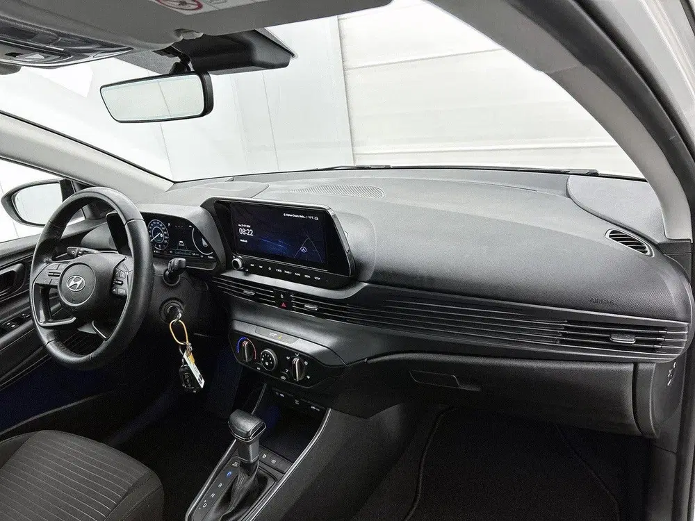 Hyundai i20 1.0 100pk Comfort Smart Automaat uit 2022, foto 11