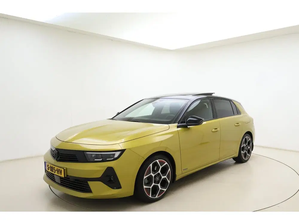 Opel Astra 1.6 Hybrid GS Line 180pk uit 2023