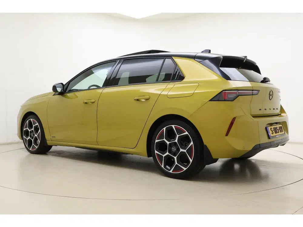 Opel Astra 1.6 Hybrid GS Line 180pk uit 2023, foto 12