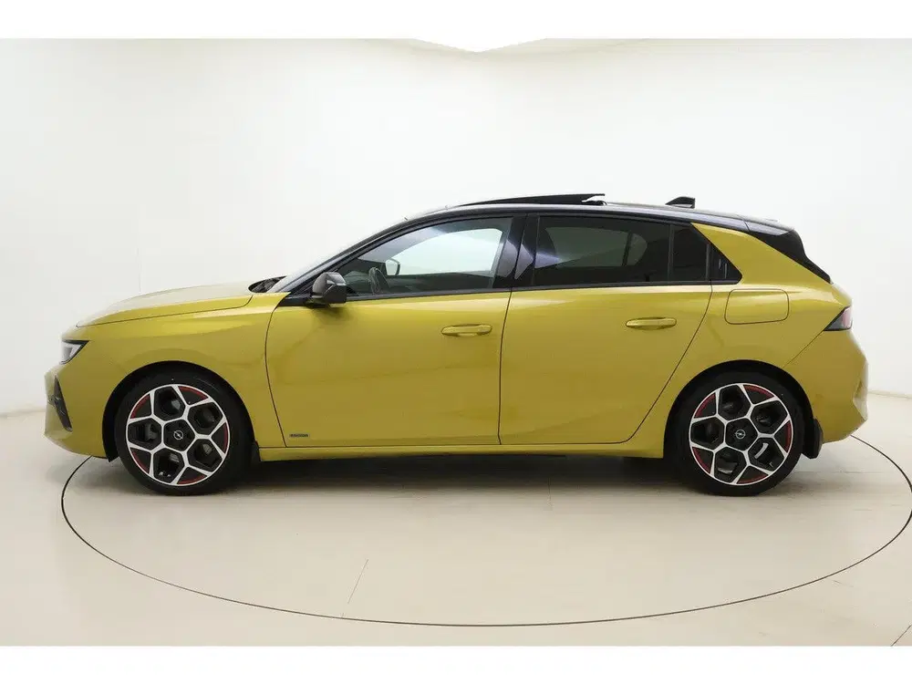Opel Astra 1.6 Hybrid GS Line 180pk uit 2023, foto 5