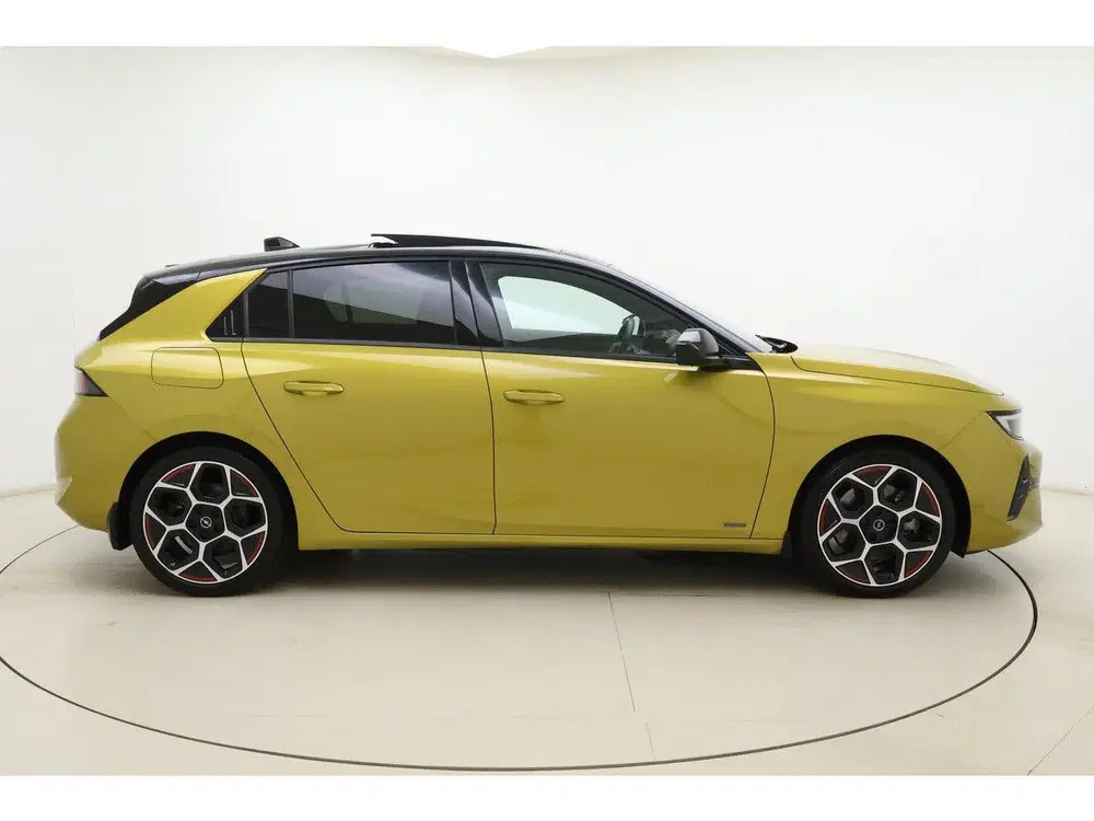 Opel Astra 1.6 Hybrid GS Line 180pk uit 2023, foto 9