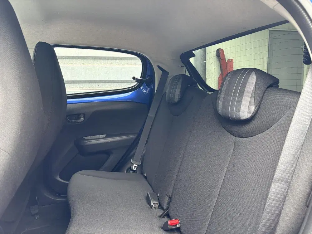 Peugeot 108 5-deurs Allure 1.0 e-VTi 72pk uit 2020, foto 11