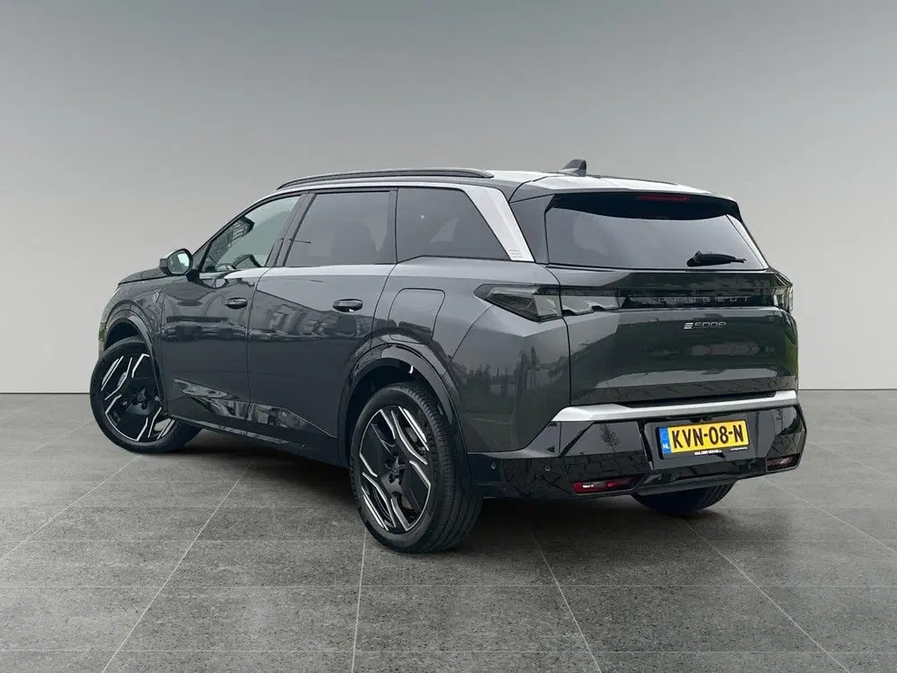Peugeot 5008 GT EV 73kWh 210pk uit 2026, foto 7